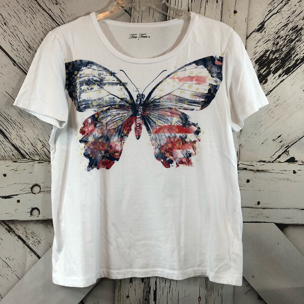 Free w bundle | Tru Tees | American flag butterfly - Picture 2 of 7